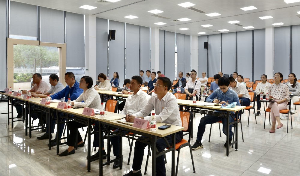 PA视讯集团集团举办党史学习教育专题宣讲会